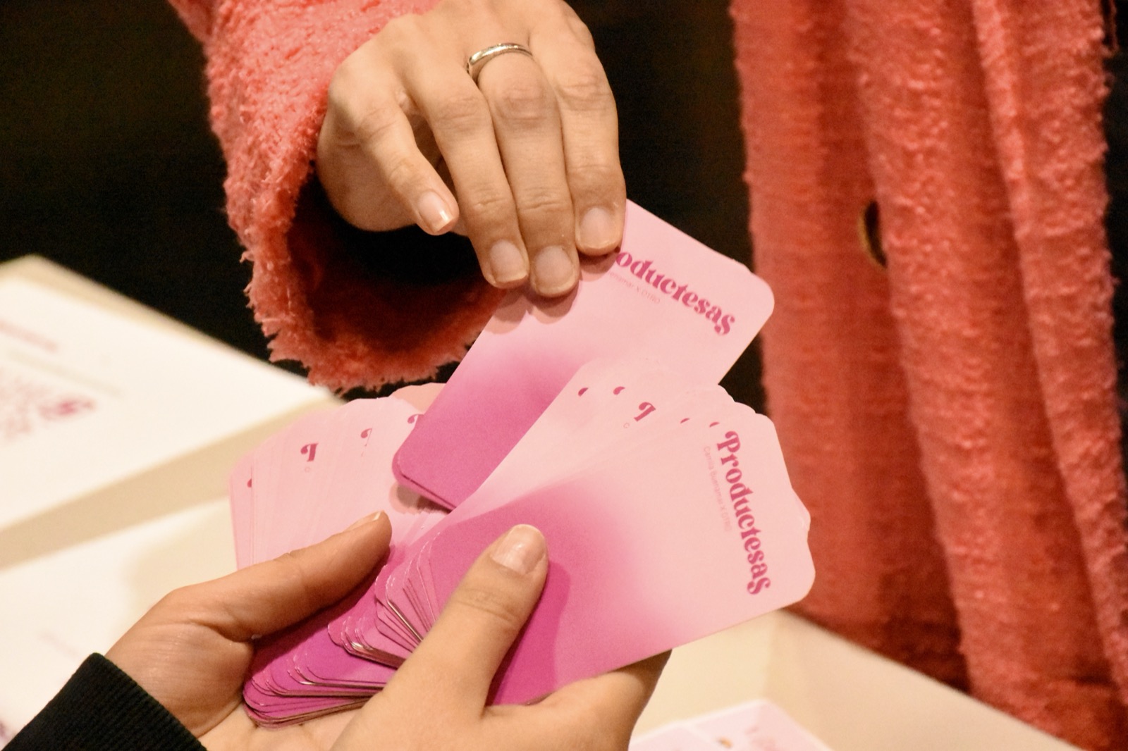 Deck Productesas — cartas de reflexión para Product Managers